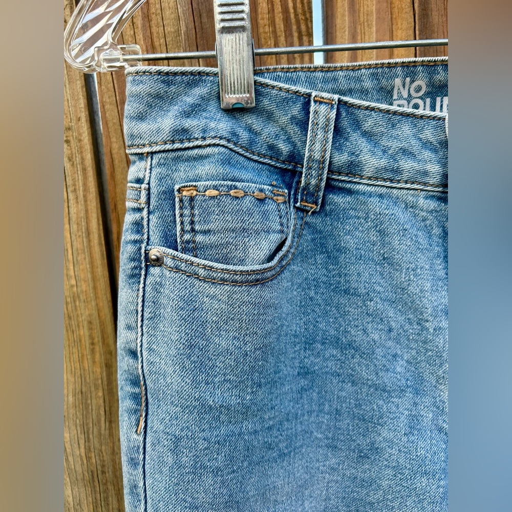 NWT No Boundaries Y2K Jeans Bootcut Embroidered Star Denim Sz. 00 - Picture 5 of 9